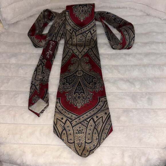 Oscar de la Renta Other - Vtg 90s Oscar de la Renta COUTURE Silk Tie Red Paisley Castner Knott Nashville